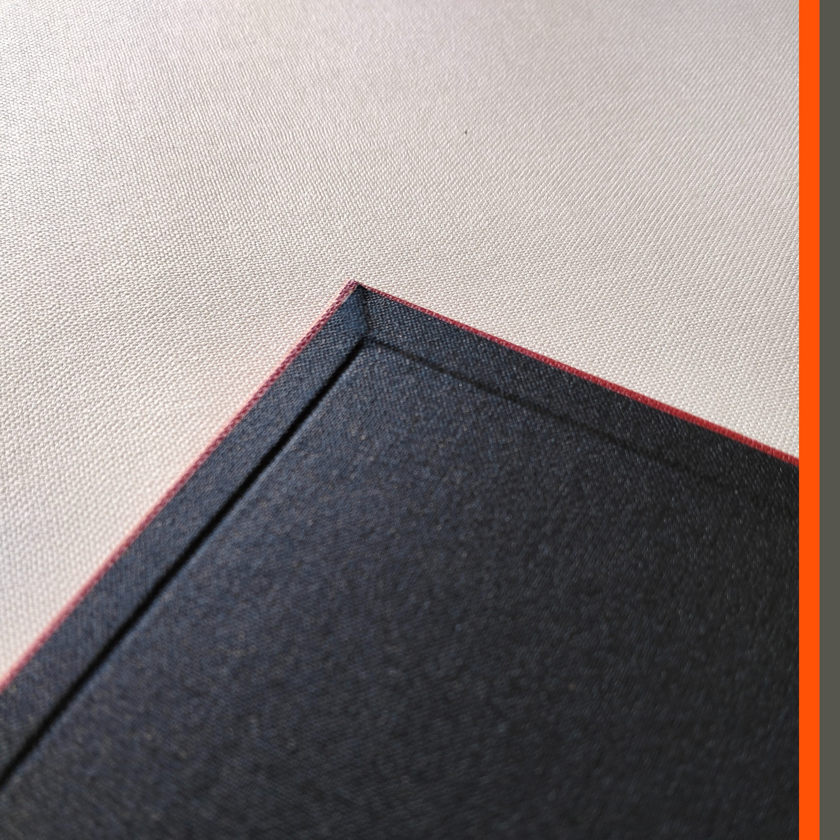 Screw Binding A4 Rouge Buckram MBAA - Image 2